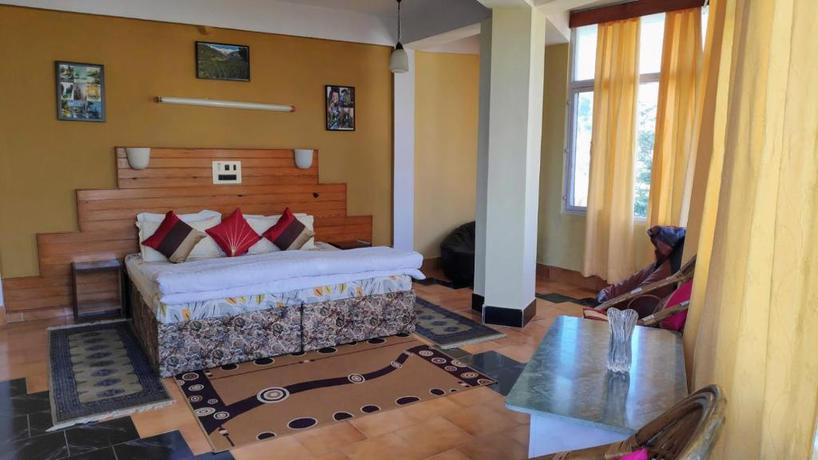 Imagen general del Hotel Silver Oaks Palampur. Foto 2