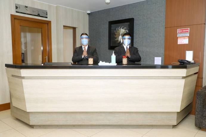Imagen de los interiores del Hotel Silver Palace, Rajkot. Foto 19