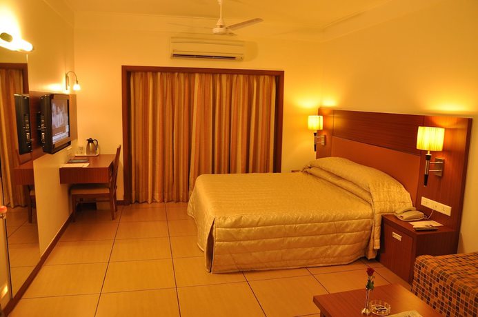 Imagen de la habitación del Hotel Silver Palace, Rajkot. Foto 14