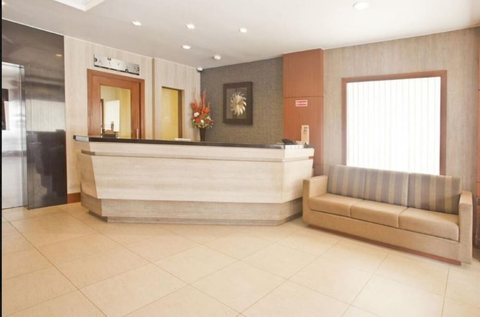 Imagen de los interiores del Hotel Silver Palace, Rajkot. Foto 20