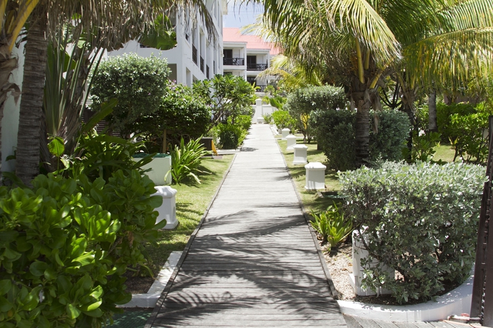 Imagen de los exteriores del Hotel Silver Point. Foto 10