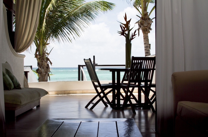 Imagen de los exteriores del Hotel Silver Point. Foto 12