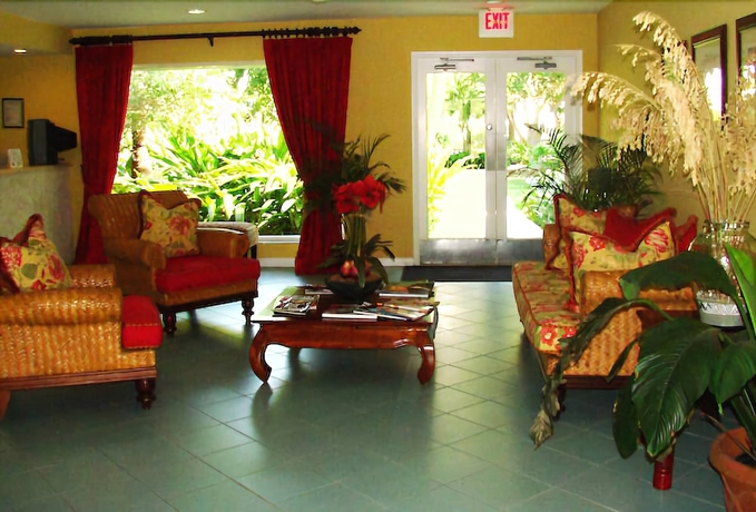 Imagen de los interiores del Hotel Silver Sands Beach Resort. Foto 15