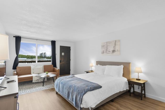 Imagen de la habitación del Hotel Silver Sands Motel. Foto 15