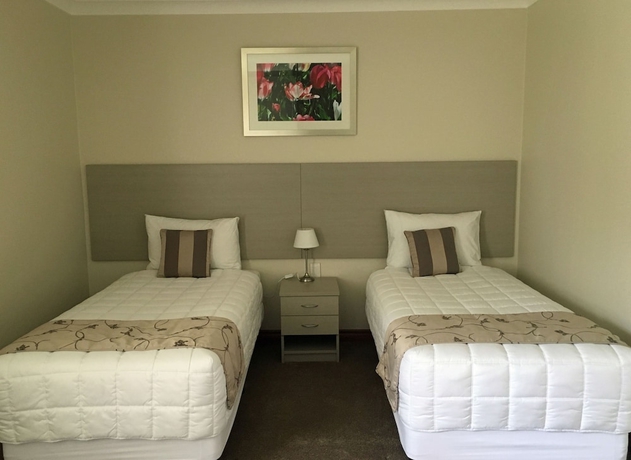 Imagen de la habitación del Hotel Silver Sands Resort. Foto 4