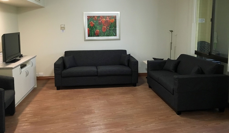 Imagen de la habitación del Hotel Silver Sands Resort. Foto 12