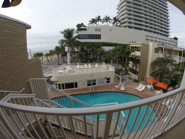 Imagen general del Hotel Silver Seas Beach Resort. Foto 1