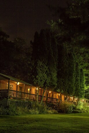 Imagen general del Hotel Silver Spruce Resort. Foto 15