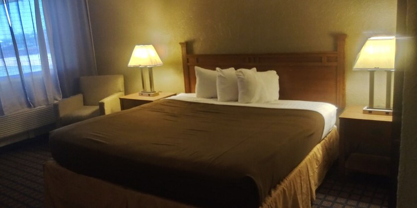 Imagen de la habitación del Hotel Silver Spur Vintage Inn and Suites. Foto 4