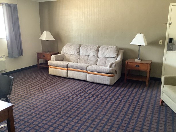 Imagen de la habitación del Hotel Silver Spur Vintage Inn and Suites. Foto 11