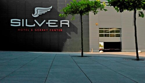 Imagen general del Hotel Silver & Gokart Center. Foto 4