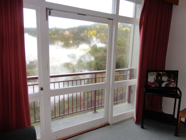 Imagen de la habitación del Hotel SilverOaks Geyserland. Foto 6