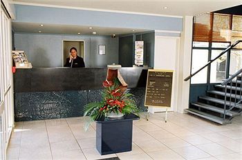 Imagen de los interiores del Hotel SilverOaks Geyserland. Foto 16