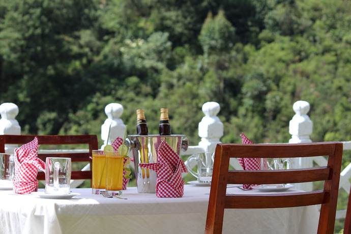Imagen del bar/restaurante del Hotel Silverfalls. Foto 8