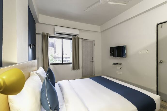 Imagen general del Hotel Silverkey Executive Stays 42958 Sg Highway. Foto 11