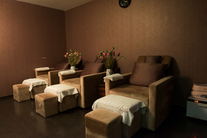 Imagen de la piscina del Hotel Silverland Jolie. Foto 15