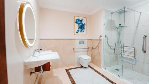 Imagen de la habitación del Hotel Silverstar. Foto 16