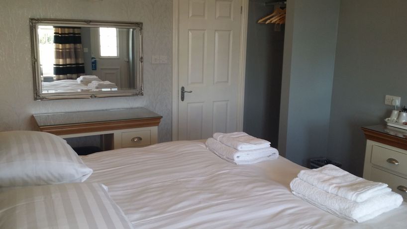 Imagen de los exteriores del Hotel Silverstone Golf Club and. Foto 15