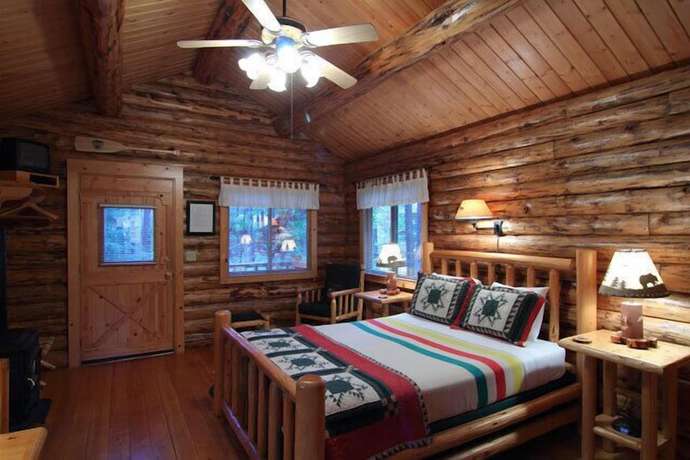 Imagen de la habitación del Hotel Silverwolf Log Chalet Resort. Foto 13