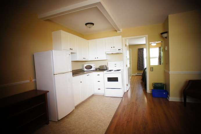 Imagen de la habitación del Hotel Silverwood Inn and Suites. Foto 4