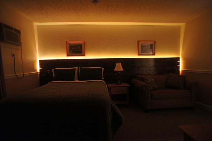 Imagen de la habitación del Hotel Silverwood Inn and Suites. Foto 5