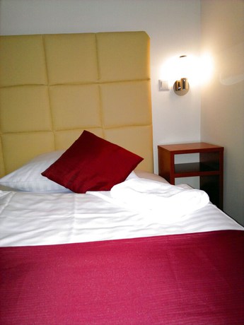 Imagen de la habitación del Hotel Silvester. Foto 13