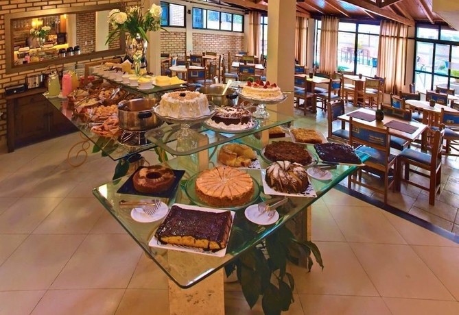 Imagen de los interiores del Hotel Silvestre Praia. Foto 16