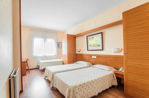 Imagen de la habitación del Hotel Silvia. Foto 7