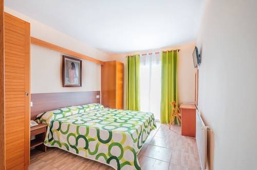 Imagen de la habitación del Hotel Silvia. Foto 8