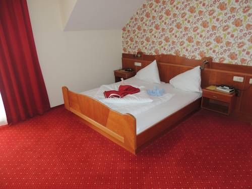 Imagen de la habitación del Hotel Silvia. Foto 10