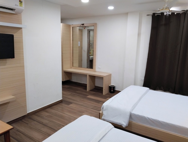 Imagen de la habitación del Hotel Silvora Inn - Bhopal. Foto 3