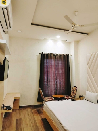 Imagen de la habitación del Hotel Silvora Inn - Bhopal. Foto 5