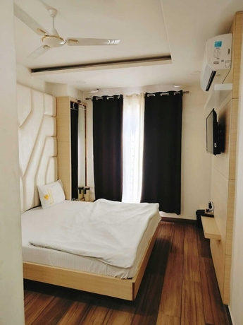 Imagen de la habitación del Hotel Silvora Inn - Bhopal. Foto 8