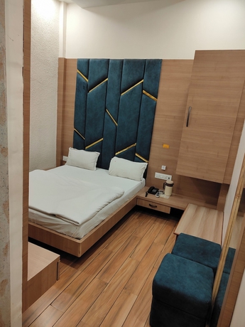 Imagen de la habitación del Hotel Silvora Inn - Bhopal. Foto 11