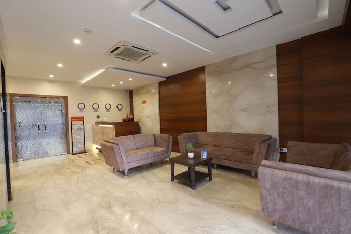 Imagen de los interiores del Hotel Silvotel. Foto 17