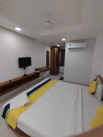 Imagen de la habitación del Hotel Silvotel Stays. Foto 8