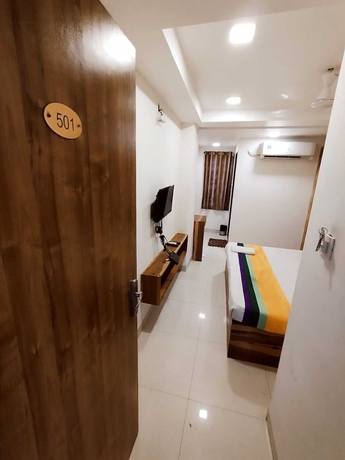 Imagen de la habitación del Hotel Silvotel Stays. Foto 10