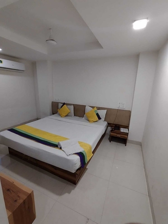Imagen de la habitación del Hotel Silvotel Stays. Foto 16