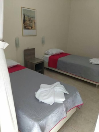 Imagen de la habitación del Hotel SimOtel Ermis. Foto 8