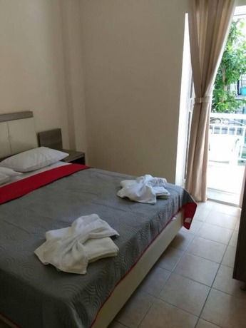 Imagen de la habitación del Hotel SimOtel Ermis. Foto 9