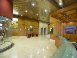 Imagen de los interiores del Hotel Simba. Foto 6