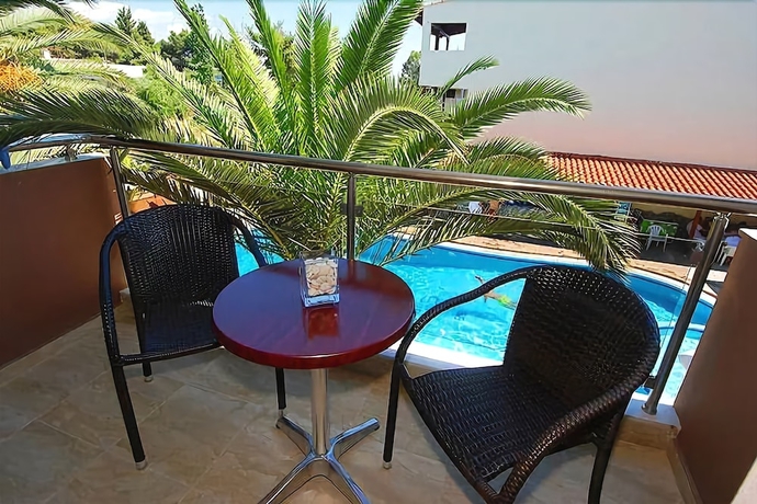 Imagen de la habitación del Hotel Simeon, Metamorfosi. Foto 3