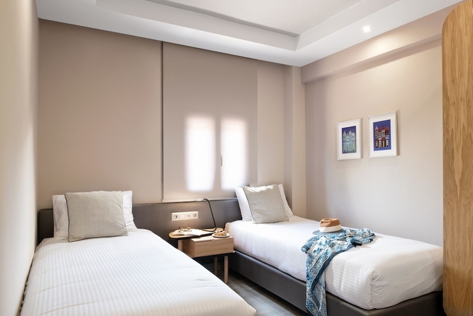 Imagen de la habitación del Hotel Simeon, Metamorfosi. Foto 6