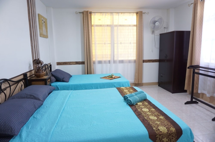 Imagen de la habitación del Hotel Similan. Foto 6