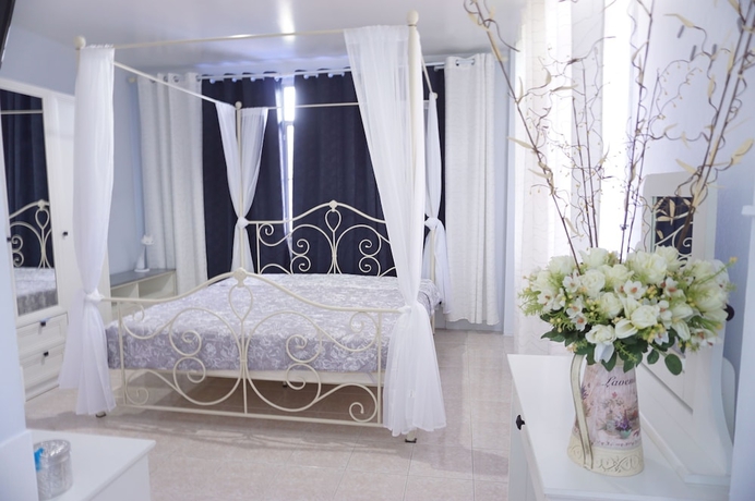 Imagen de la habitación del Hotel Similan. Foto 10