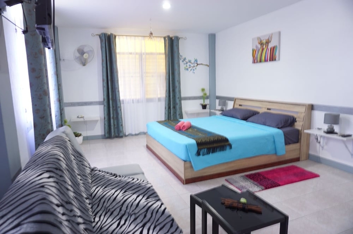 Imagen de la habitación del Hotel Similan. Foto 12