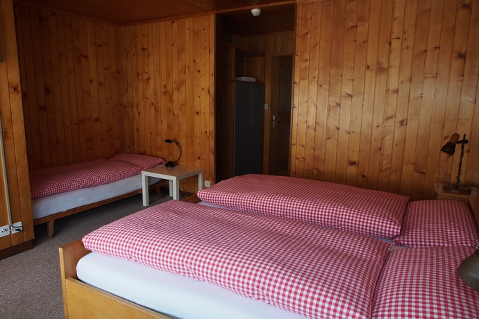 Imagen de la habitación del Hotel Simmental. Foto 2