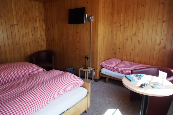 Imagen de la habitación del Hotel Simmental. Foto 3