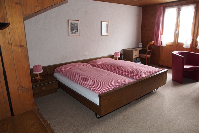 Imagen de la habitación del Hotel Simmental. Foto 4