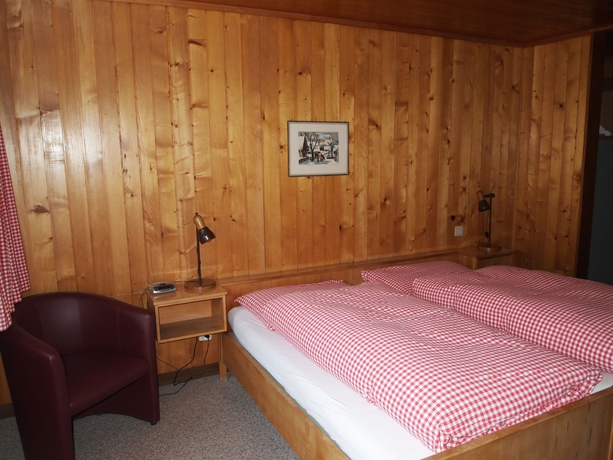 Imagen de la habitación del Hotel Simmental. Foto 10